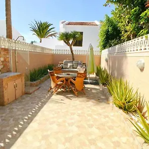 https://parque-santiago-1-villa-114-by-tenerife-rental-and-sales.in-canary-islands.com